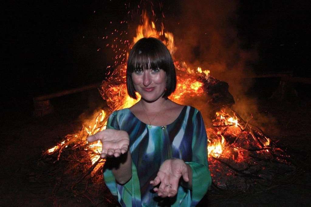 This photo is from the first ever wedding I did as a qualified humanist celebrant back in 2011. (It 